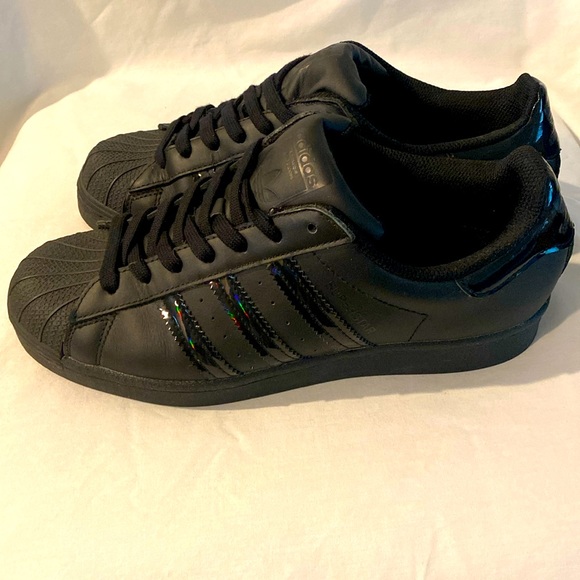 ADIDAS Superstar Shell Toe All Black Men Sneakers with Patent stripes - Picture 2 of 5